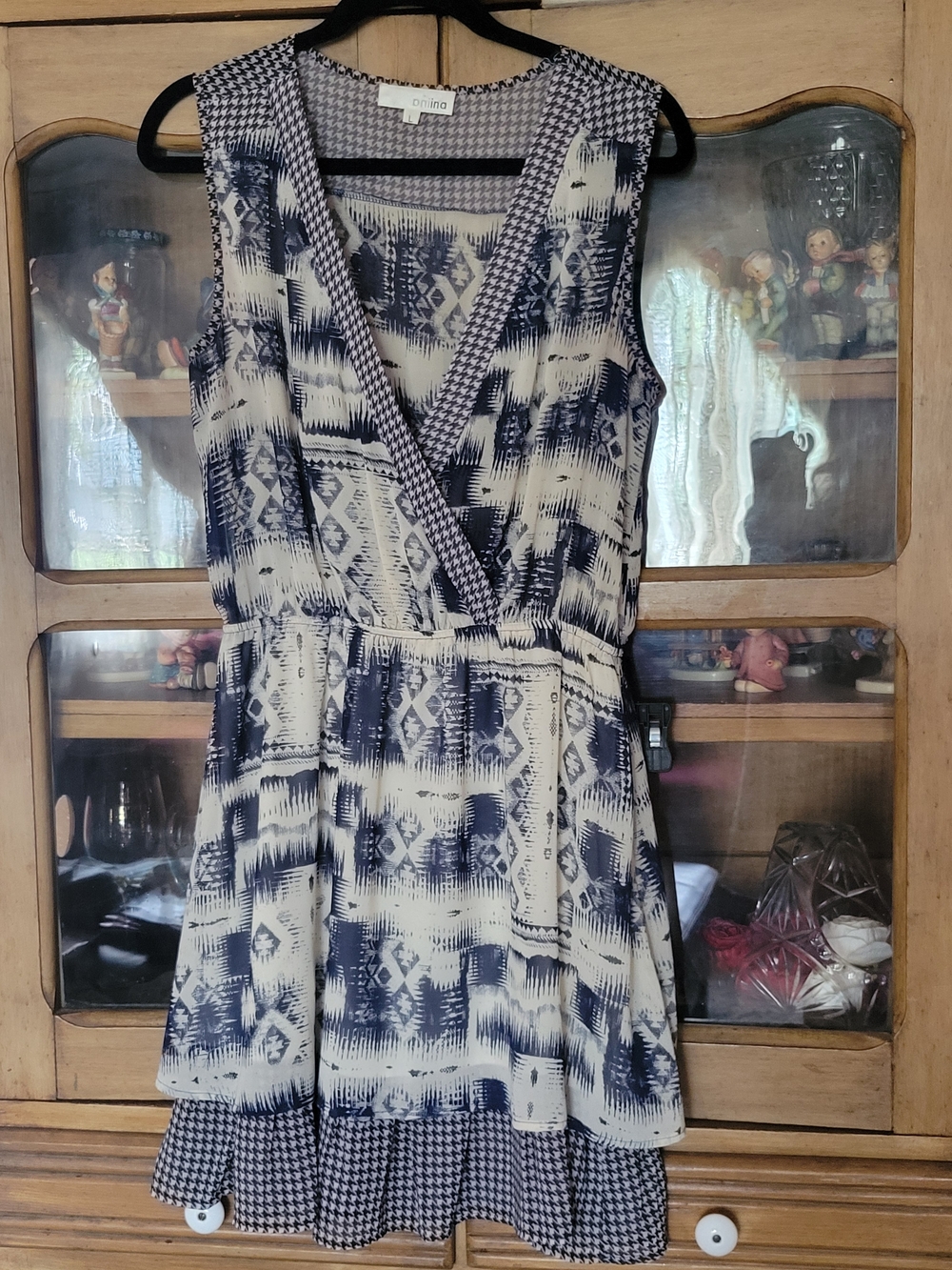 Aniina Navy and Cream Printed Sleeveless Midi Dress